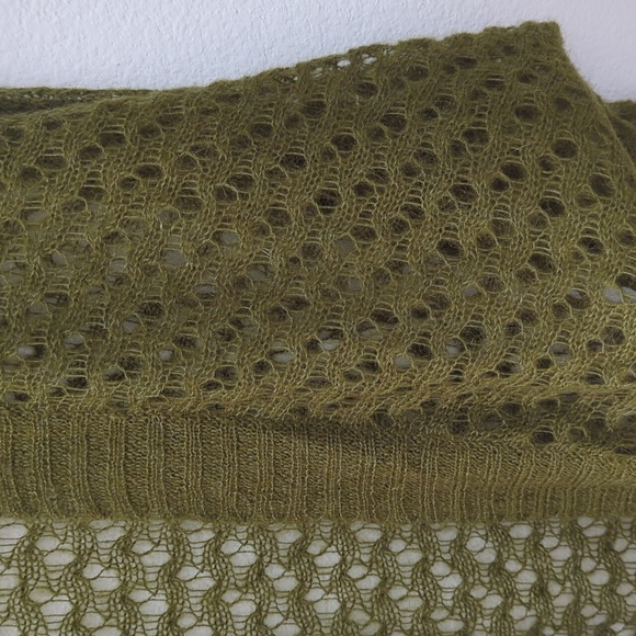 Xhilaration Olive Green Crochet Shrug  Size XL - Picture 3 of 11